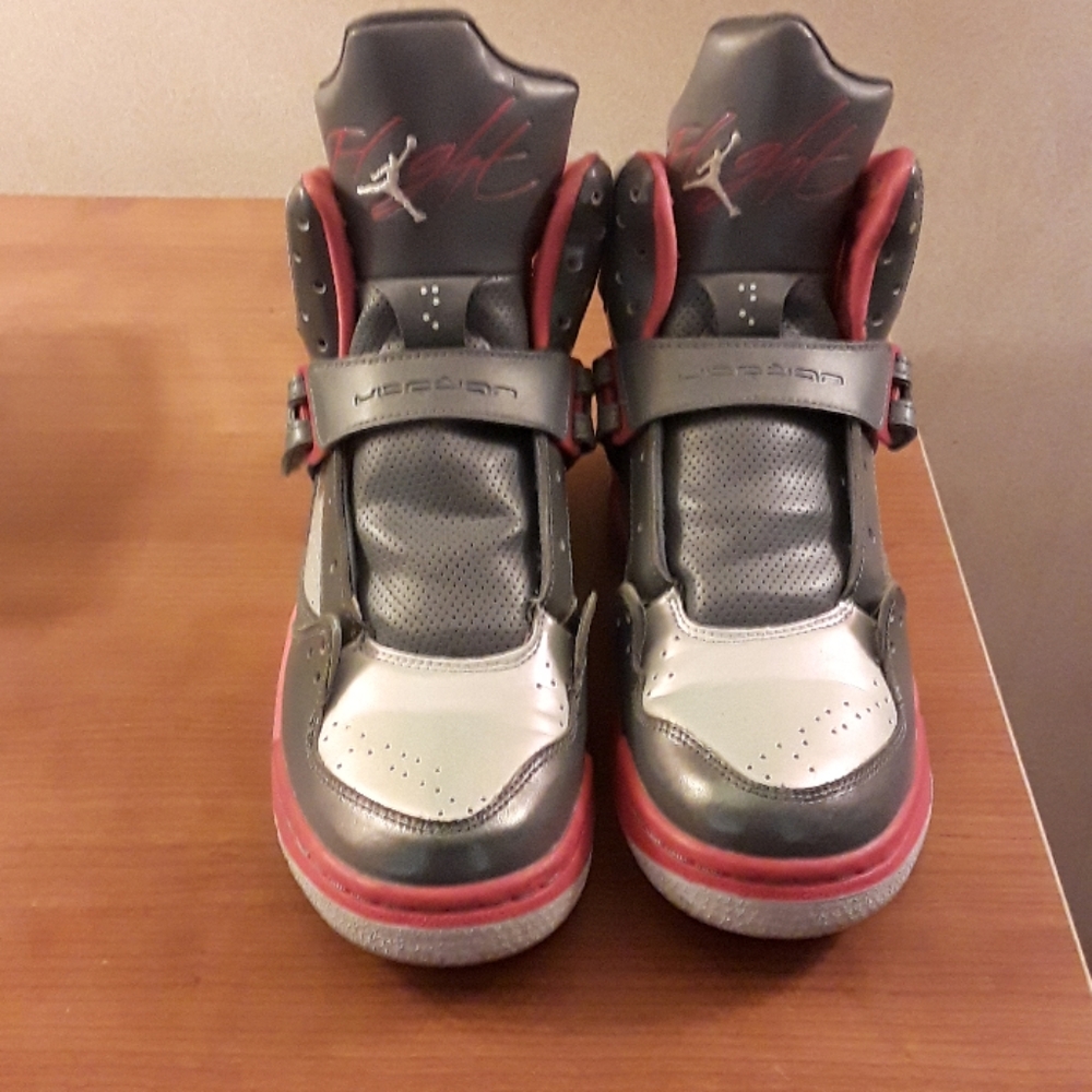 JORDAN FLIGHTS. Great condition🤯🖤🖤